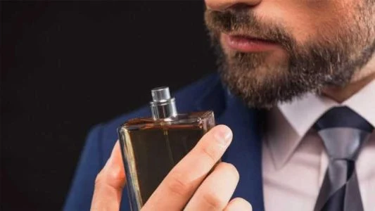 بوی عطر تو دنیامو برداشت