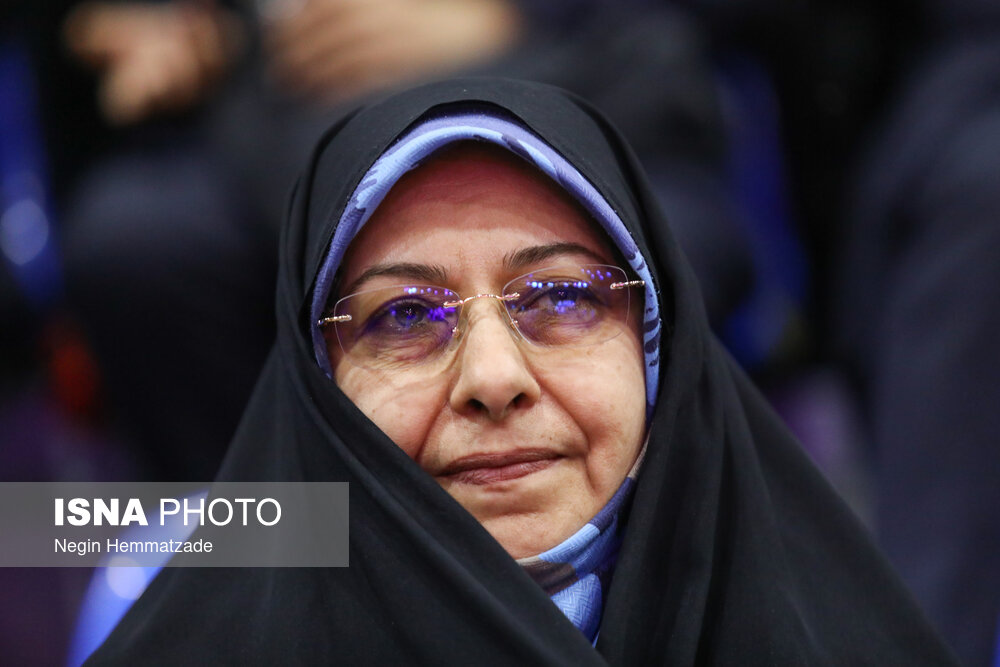 ضرورت هویت‌یابی دختران/ آموزش تشکیل خانواده باید برای «پسران» هم اتفاق افتد