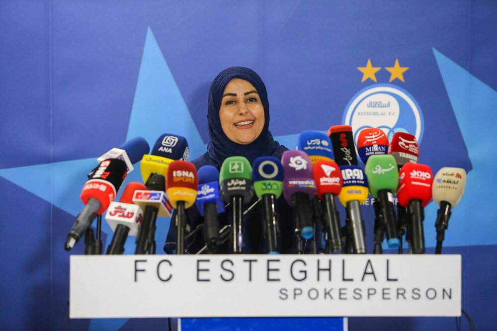 غیبت عجیب سخنگوی استقلال در اولین آزمون جدی/ وقتی "سخنگو" سخن نمی‌گوید!