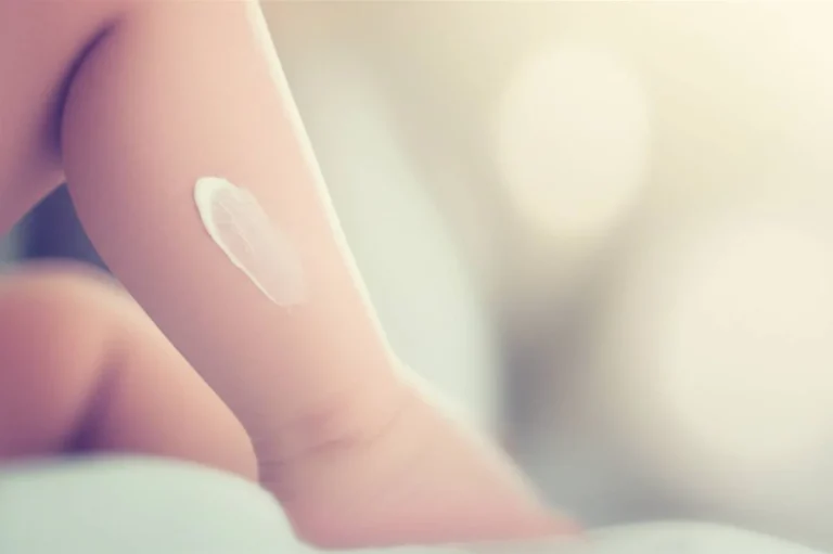 ویژگی های کرم زینک اکساید بیبی لند برای ادرار سوختگی کودک