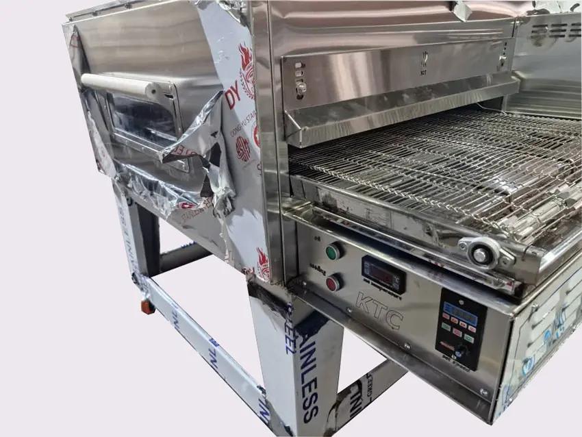 استیل | رستوران فر ریلی