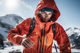 طبیعت | طراحی چرا کاپشن کوهنوردی فقط یک لباس نیست؟