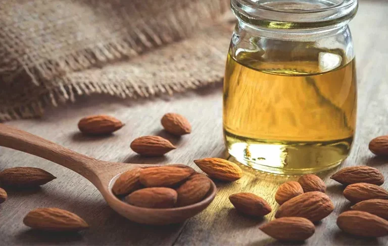 راه تشخیص روغن بادام شیرین اصل
